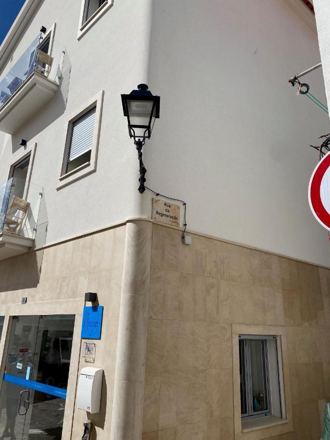 100 Meters From The Beach! Rua Da Regeneracao Nazaré Exteriör bild