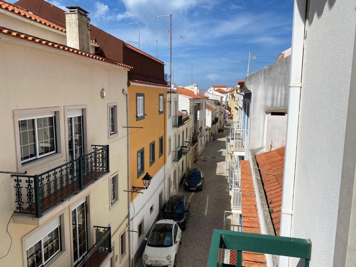 100 Meters From The Beach! Rua Da Regeneracao Nazaré Exteriör bild