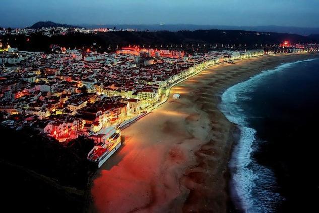 100 Meters From The Beach! Rua Da Regeneracao Nazaré Exteriör bild