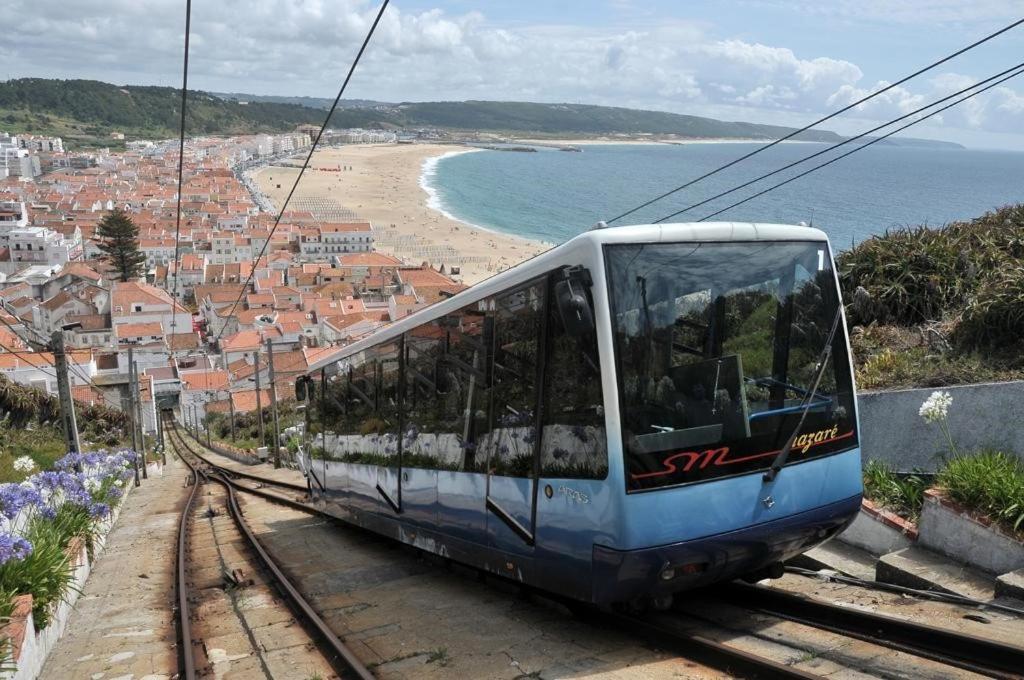 100 Meters From The Beach! Rua Da Regeneracao Nazaré Exteriör bild