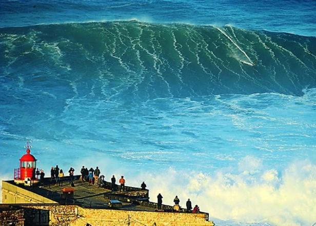 100 Meters From The Beach! Rua Da Regeneracao Nazaré Exteriör bild